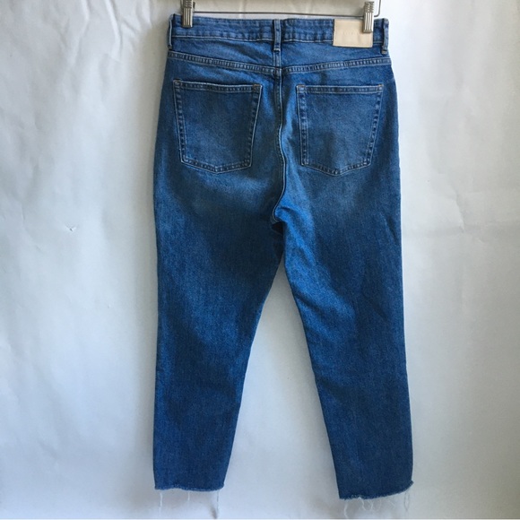 Everlane The Curvy Cheeky Jean Crop High Rise Raw Hem Blue Denim Jeans Size 29 - Picture 16 of 17